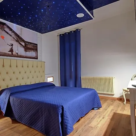 Semesterbostad Vicolo Mincio *